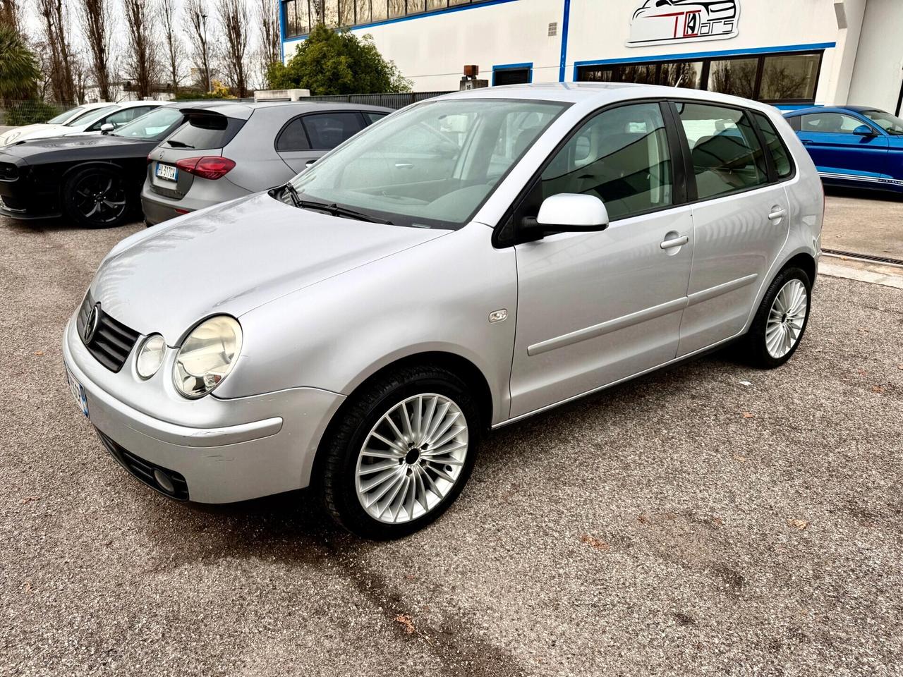 VOLKSWAGEN POLO 1.4 BENZ NEOPAT. UNICO PROP.
