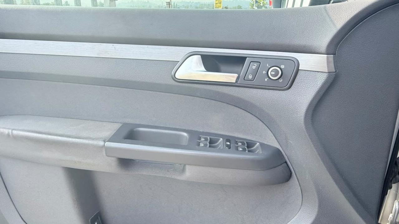 VW TOURAN 1.6 DIESEL 7 POSTI AUTOMATICO NEOP.