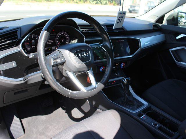 AUDI Q3 35 TDI Business Advanced