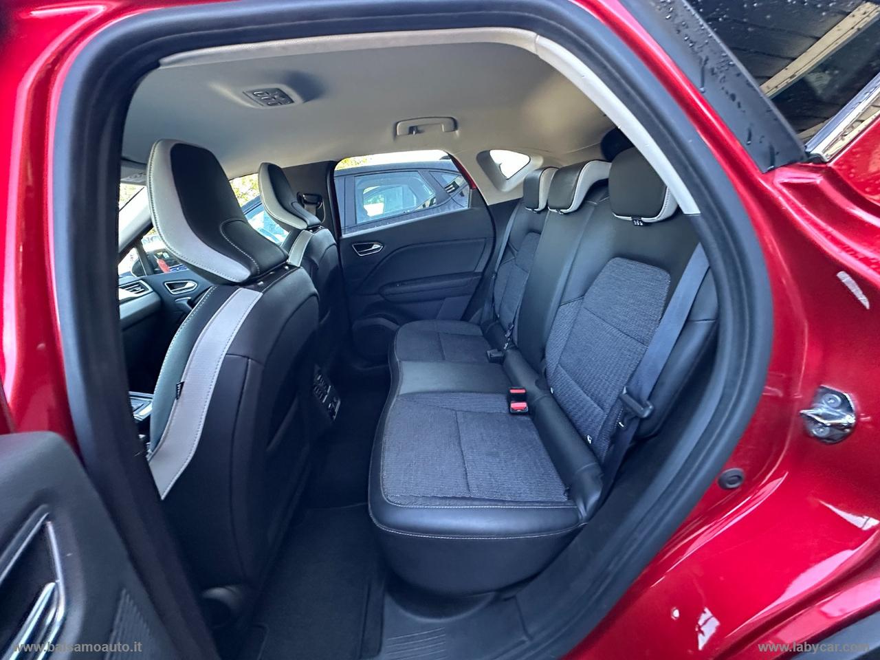 RENAULT Captur TCe 130 CV EDC FAP Intens