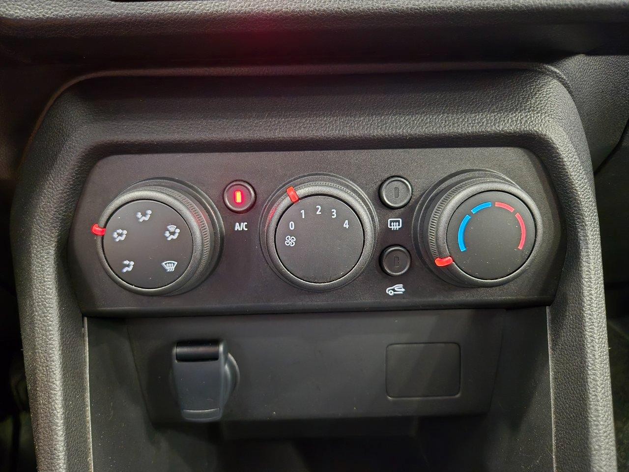 Dacia Jogger 1.0 tce Comfort Gpl 100cv 7p.ti - UNIPROPRIETARIO - NEOPATENTATI - Gancio