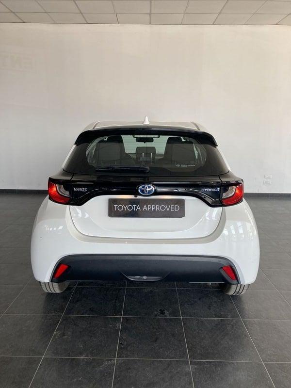 Toyota Yaris Hybrid Active MY22