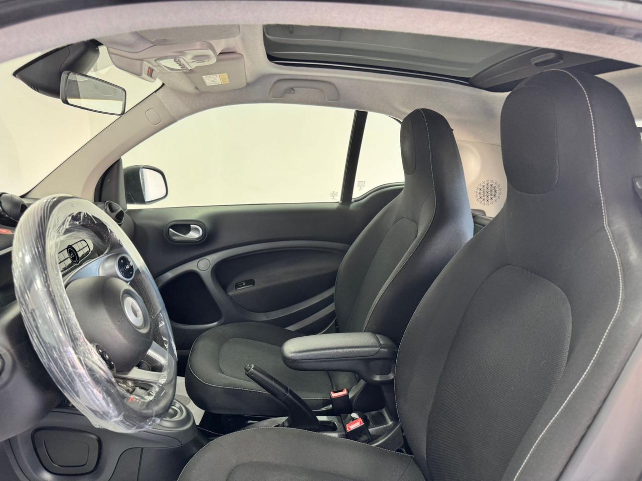 Smart ForTwo 70 1.0 twinamic Passion-LED-GARANTITA-2017