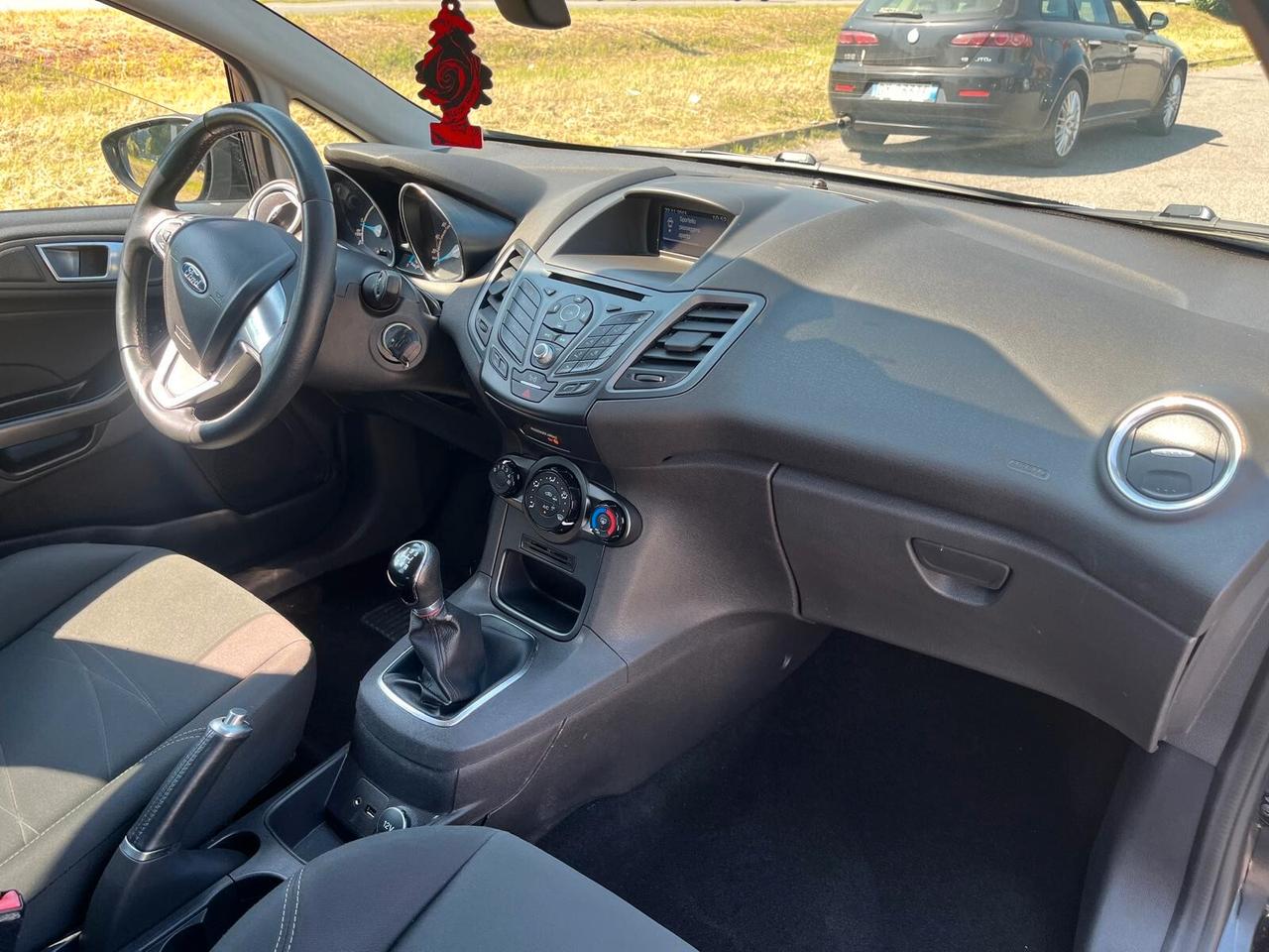 Ford Fiesta 1.5 TDCi 75CV 5 porte **NEOPATENTATI**