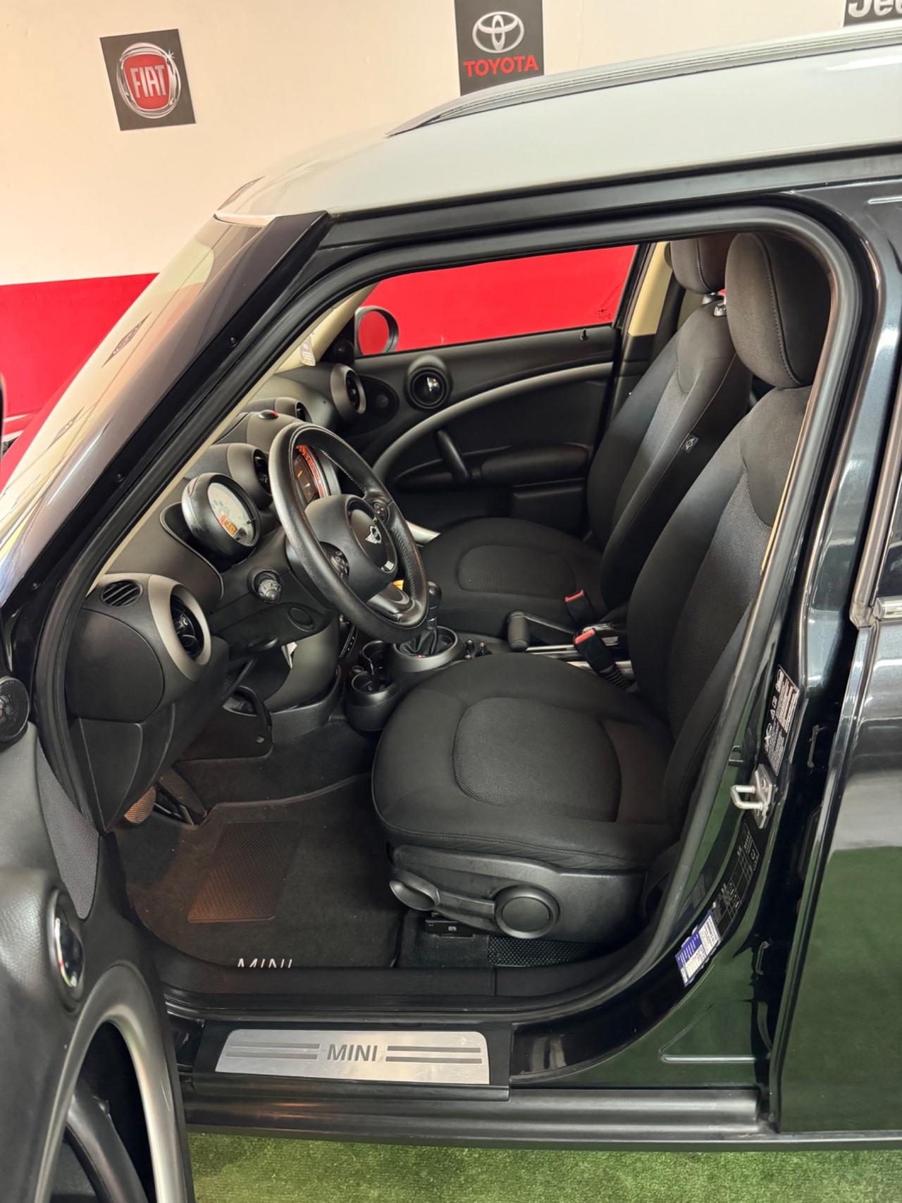 Mini Cooper D Countryman ALL 4 cambio automatico 130000 Chilometri