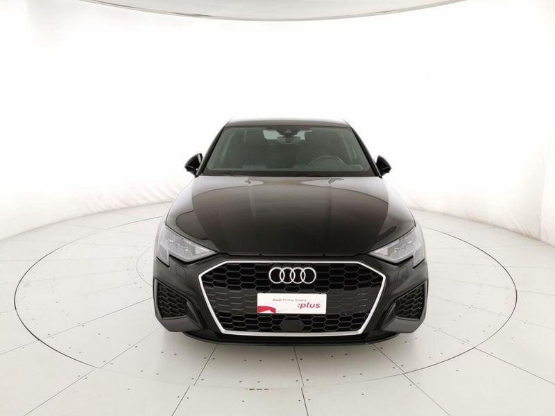 Audi A3 Sedan 35 2.0 tdi S line edition s-tronic