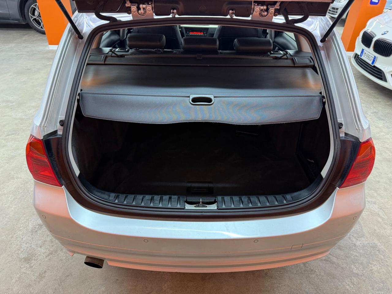 Bmw 320d cat - 163 CV Touring X COMMERCIANTI