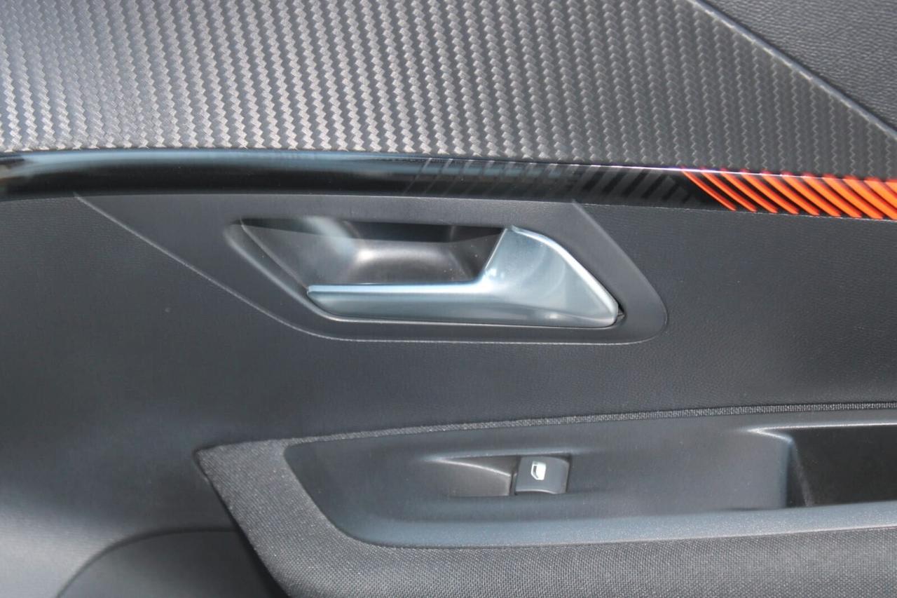 Peugeot 208 Tua A SOLI 142€ al mese