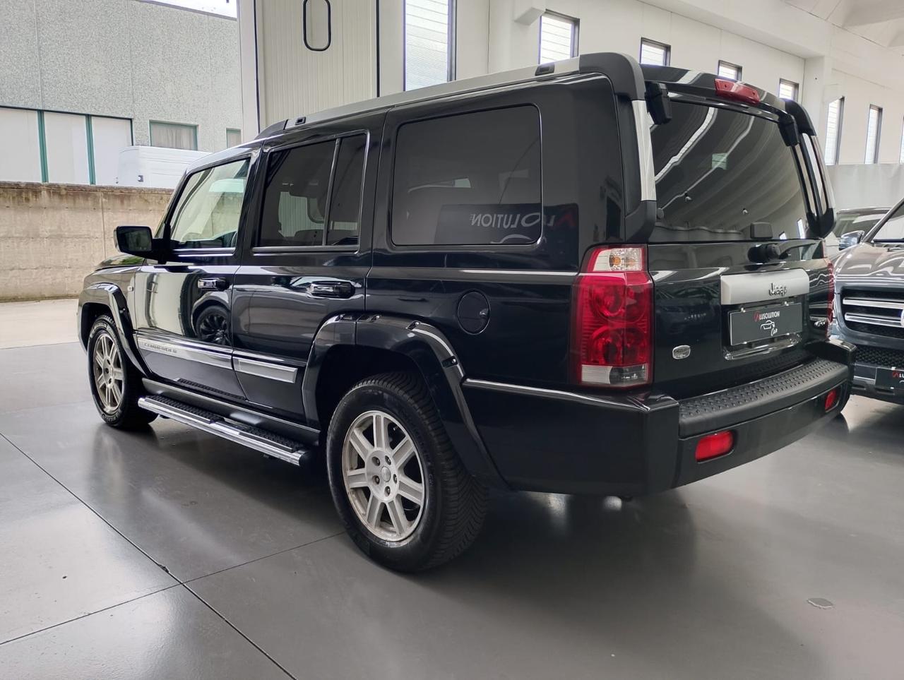 Jeep Commander 3.0 CRD DPF Overland