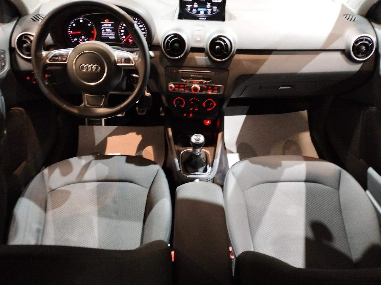 Audi A1 Sportback 1.6 tdi Sport