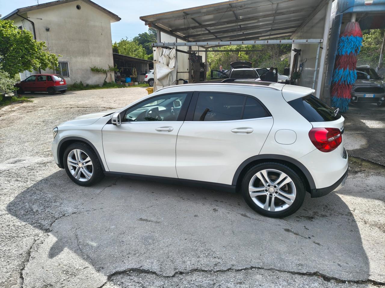 Mercedes-benz GLA 180 d Sport TETTO APRIBILE