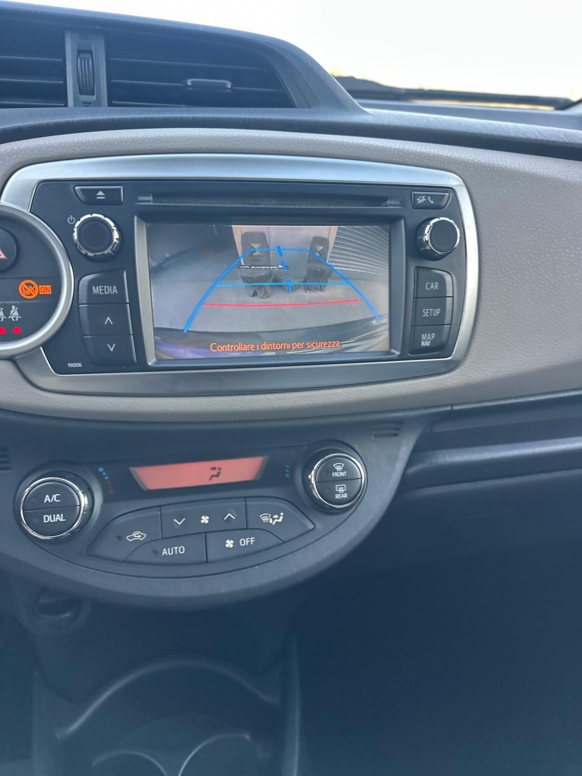 Toyota Yaris 1.4 D-4D 5 porte Lounge