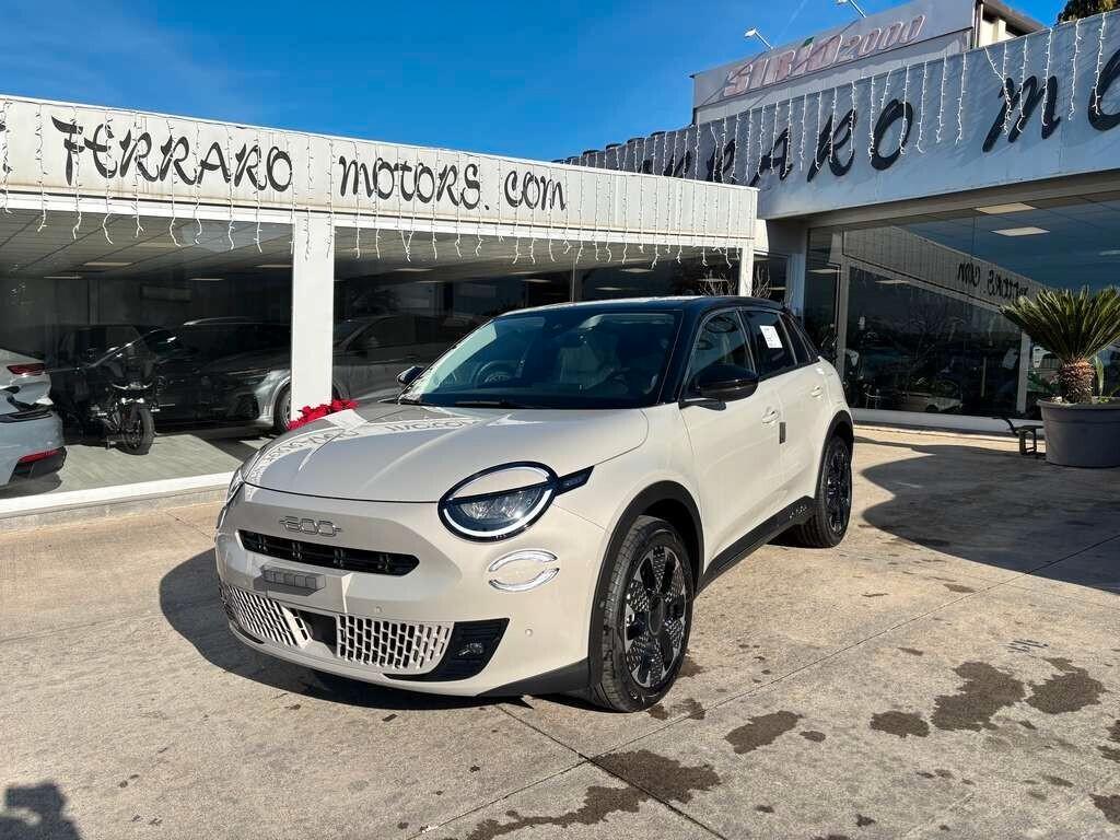 Fiat 600 Hybrid 110 CV DCT MHEV La Prima 2025 KM 0 IVA ESPOSTA Tua a soli 249 Euro al mese