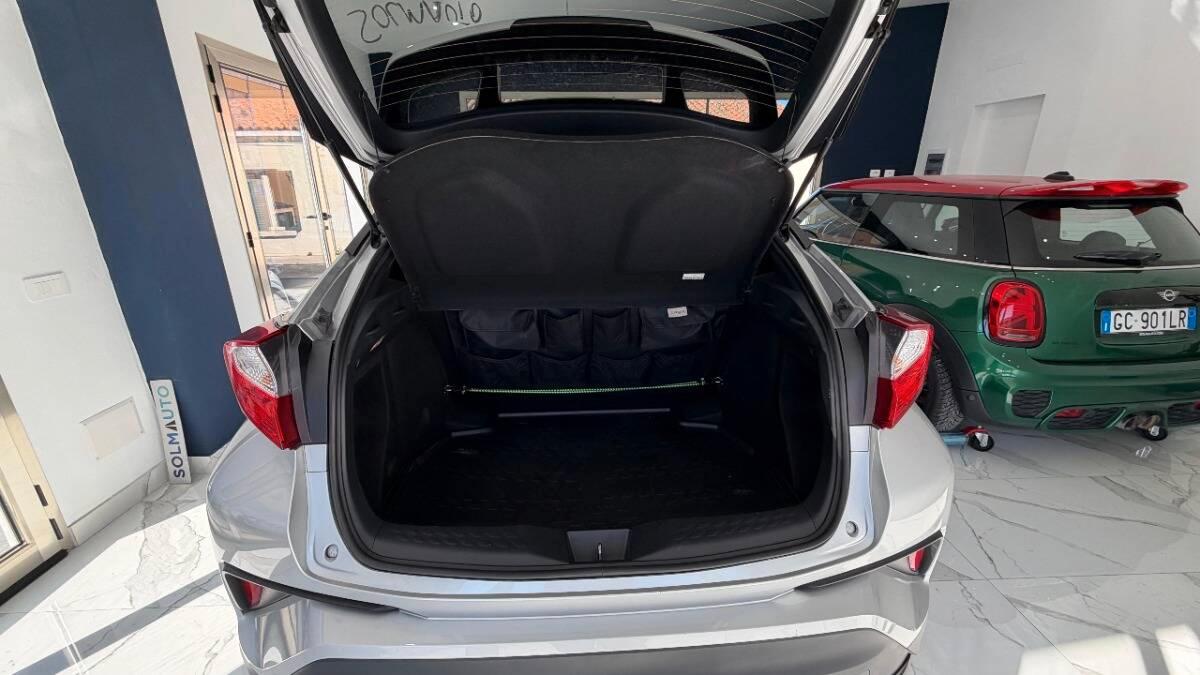 Toyota C-HR Toyota C-HR 1.8h Trend 2wd e-cvt