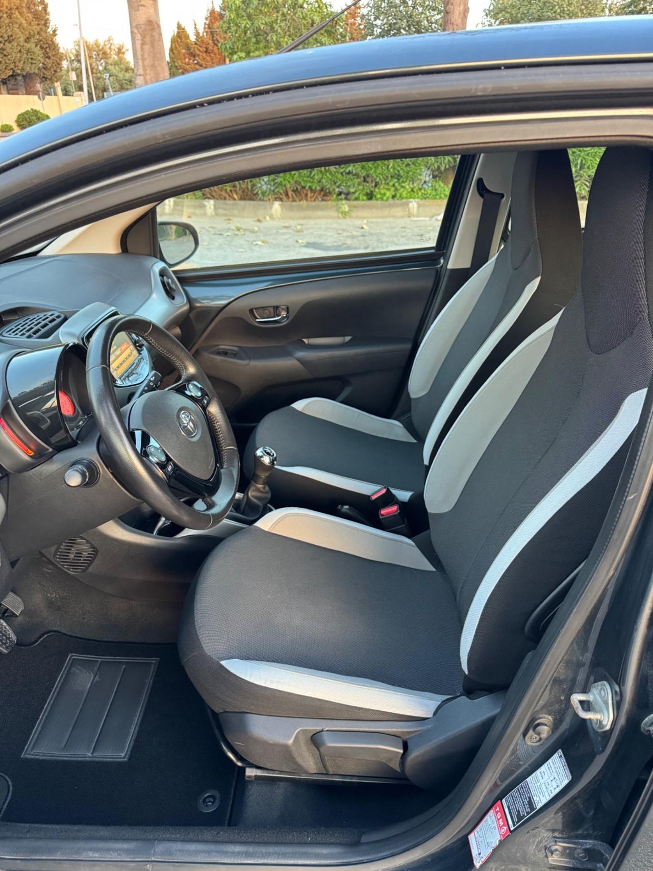 Toyota Aygo 1.0 SOLO 36.000 CHILOMETRI