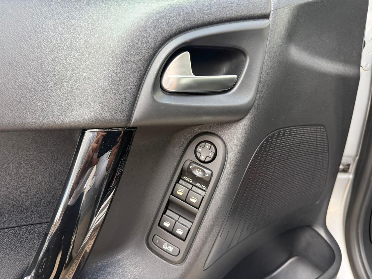 Citroen C3 1.6 e-HDi 90cv Exclusive 82000km