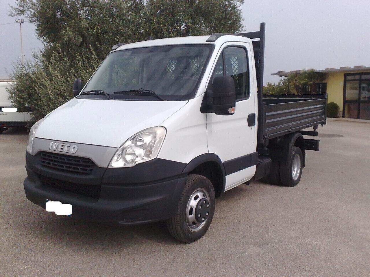 Iveco Daily 35c11 2.3hpi Ribaltabile Trilaterale - 2013