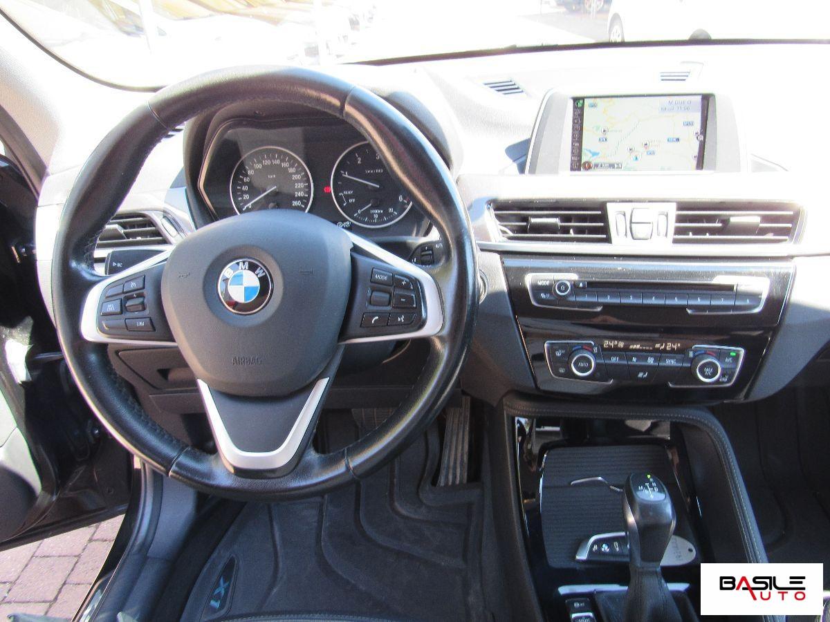 BMW - X1 - sDrive18d xLine