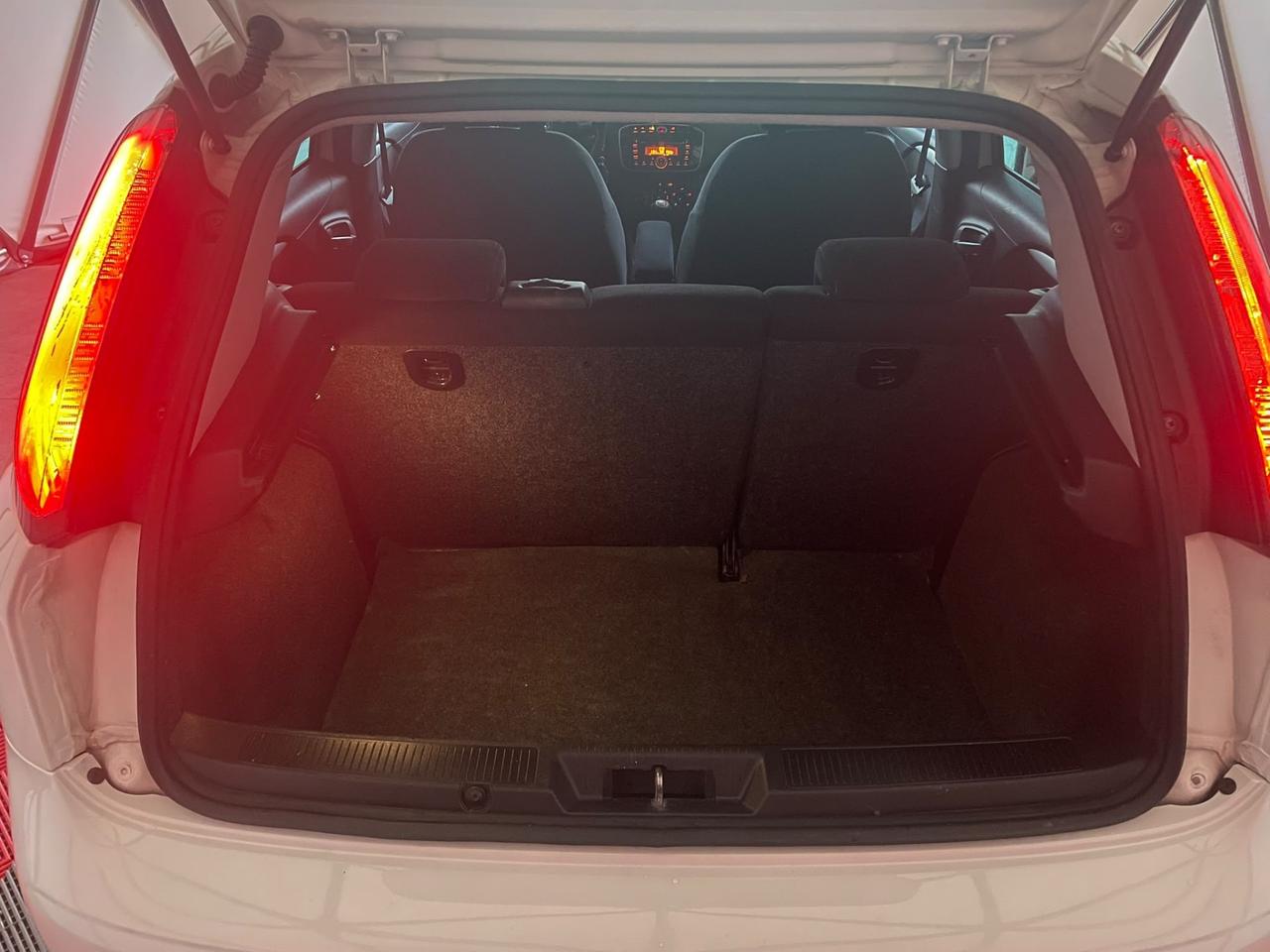 Fiat Punto 1.3 MJT II 75 CV 3 porte Lounge