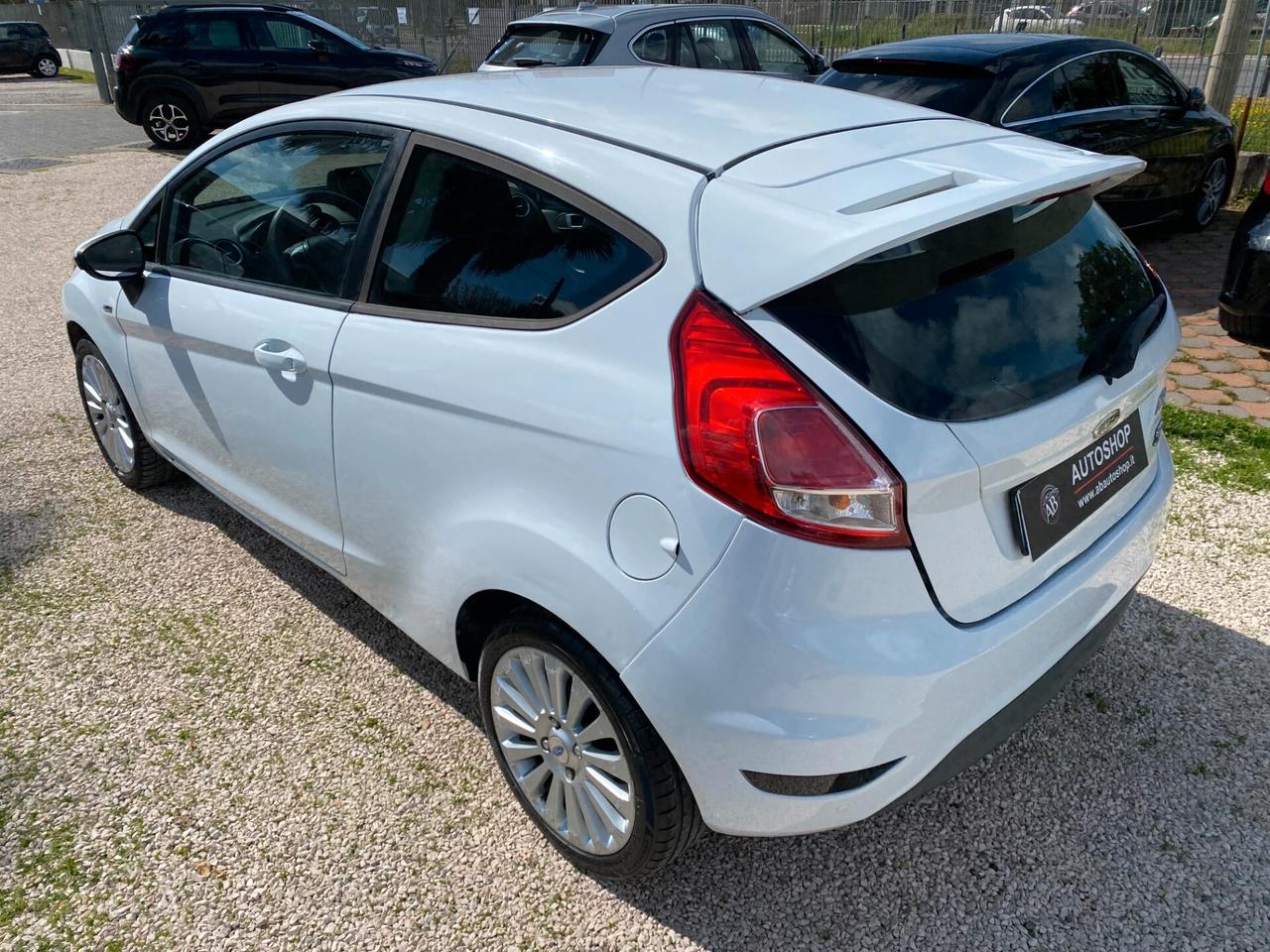 FORD - Fiesta - 1.0 80 CV 3p. Titanium ST-LINE - FINANZIABILE - NEOPATENTATI