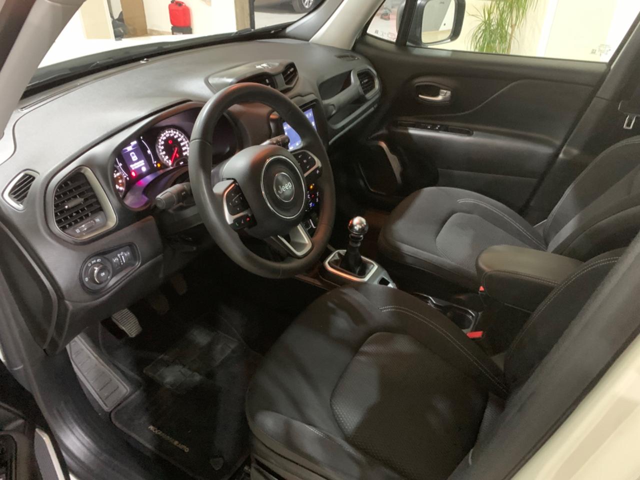 Jeep Renegade 1.6 Mjt 130 CV Longitude