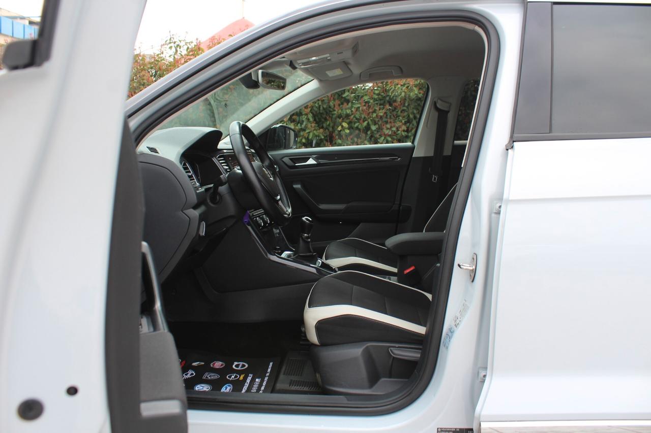 Volkswagen T-Roc 1.6 TDI SCR Advanced BlueMotion Technology