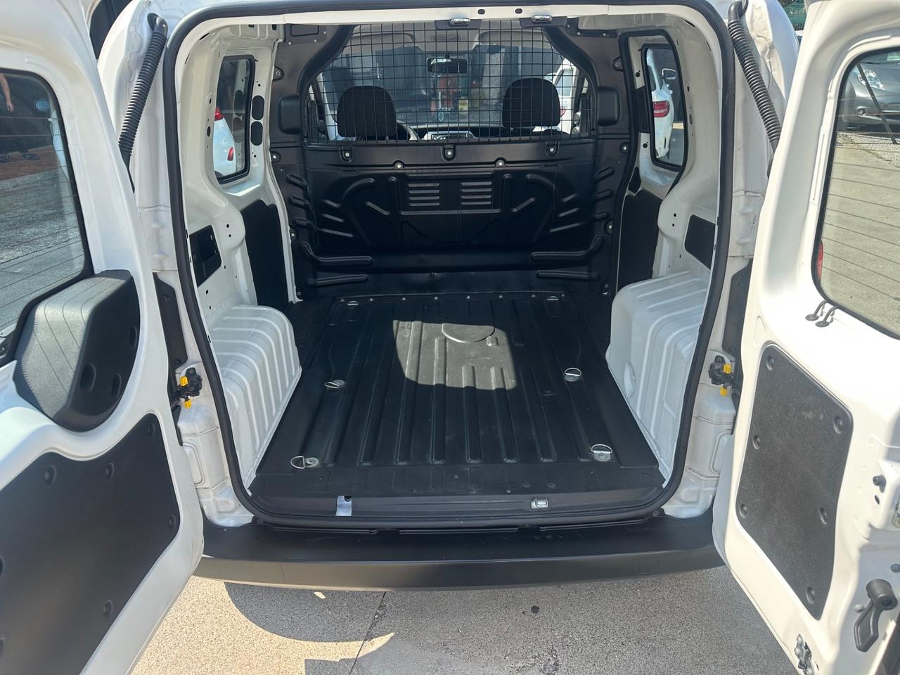 Fiat Fiorino 1.3 MJT 95CV Cargo SX