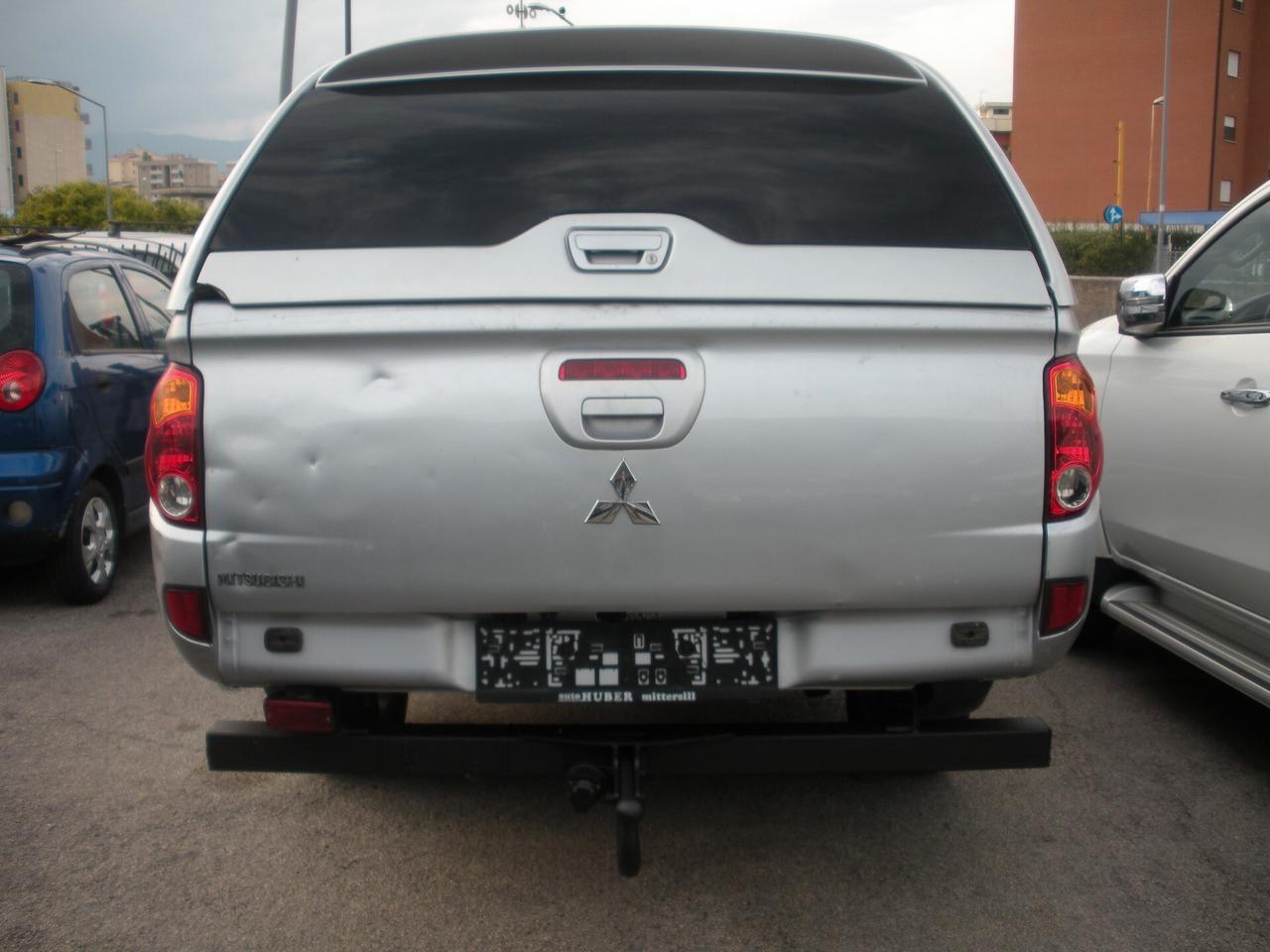 Mitsubishi L200 2.5 DI-D/136CV DC Invite DPF cabina lunga restyling