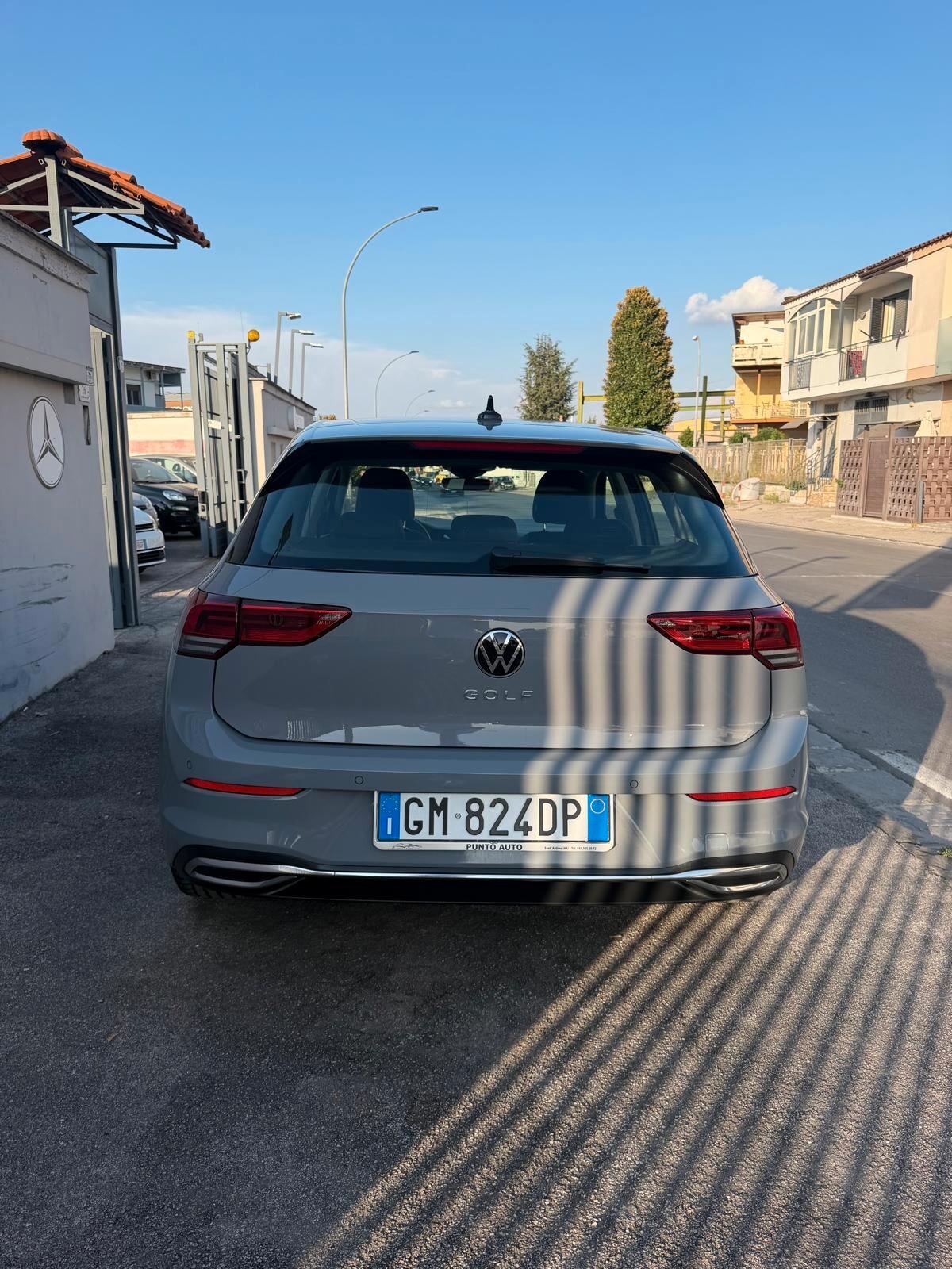 Volkswagen Golf VIII 2020 2.0 tdi Style 115cv dsg