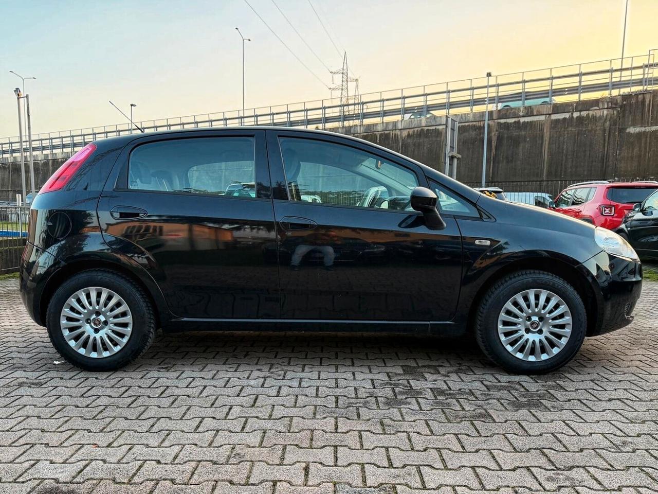 Fiat Grande Punto 1.4 GPL 5 porte OK NEOPATENTATI