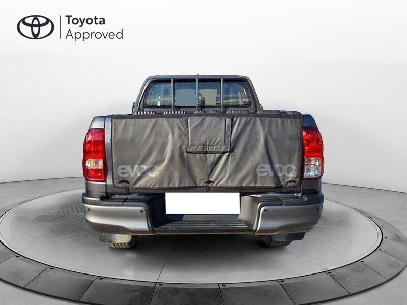 Toyota Hilux 2.4 d-4d C&C 4x4 Comfort