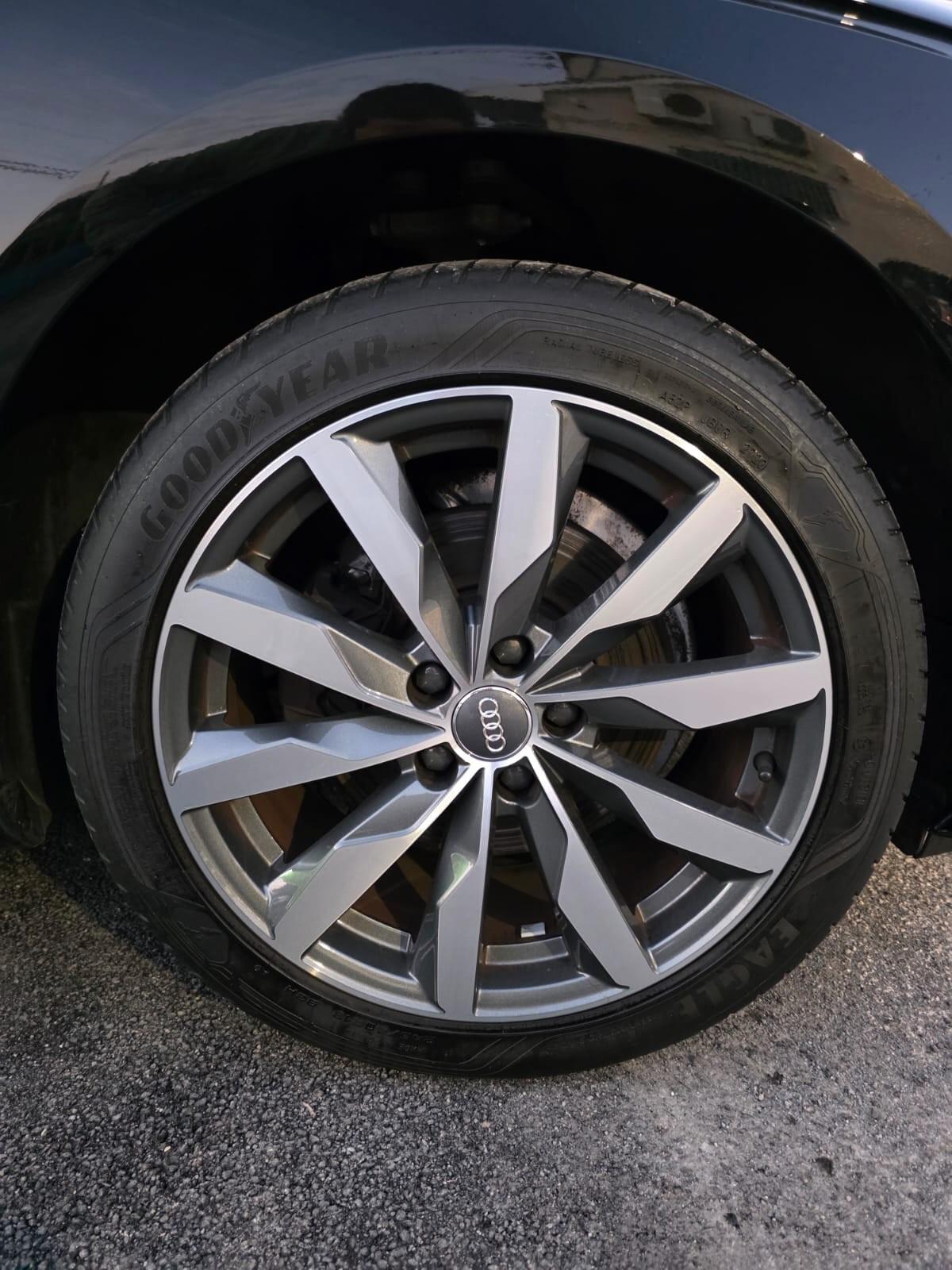 Audi A4 AVANT 40 TFSI S tronic BUSINESS CNG