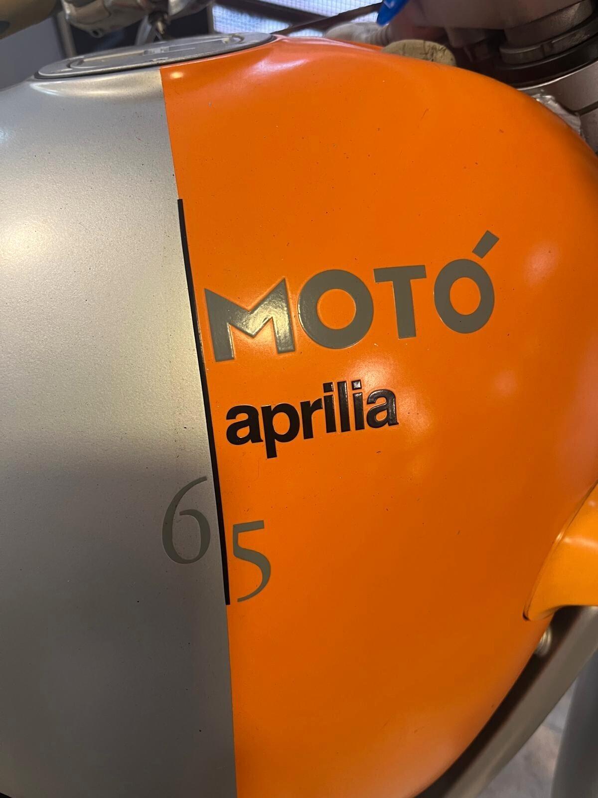 Aprilia Motò 6.5 Aprilia MOTO' 650 STARCK