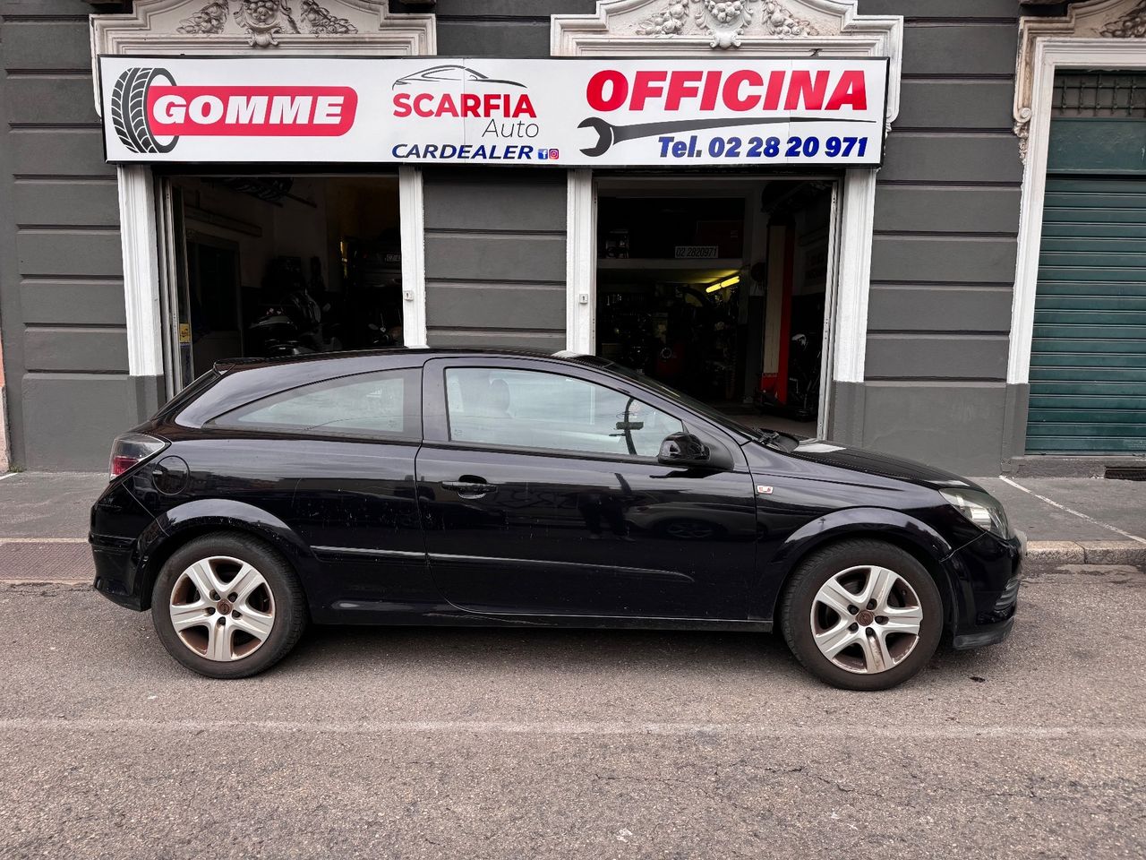 Opel Astra Gtc 2008 photo 4