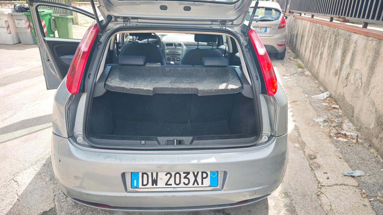 Fiat Grande Punto 1.3 MJT 90 CV 5 porte Dynamic