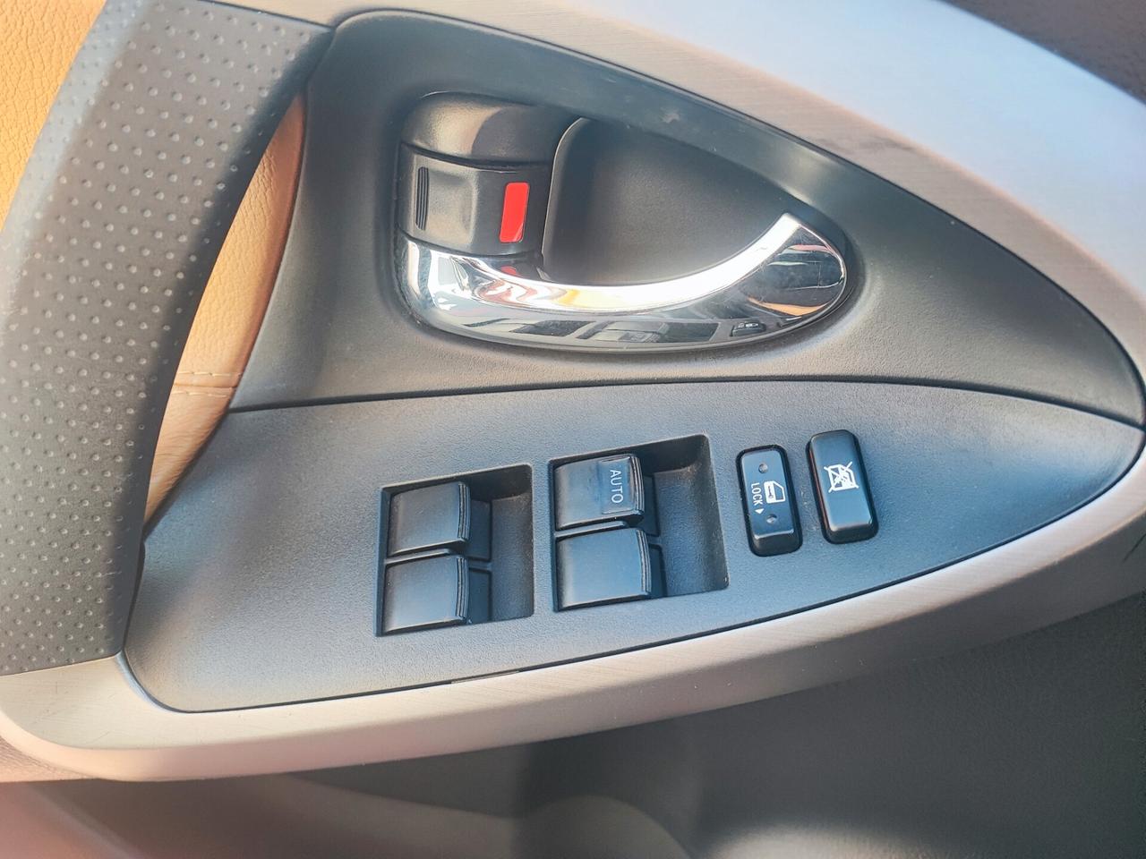 Toyota RAV4 2.2 D-4D 136CV Luxury- GancioTraino