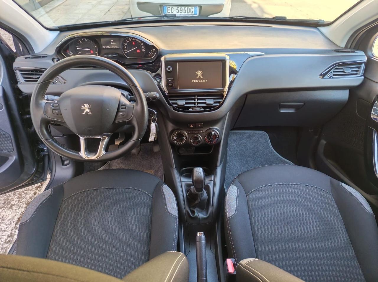 Peugeot 208 BlueHDi 75 5 porte Allure