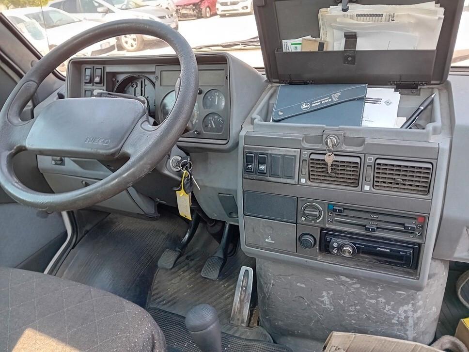 Iveco Daily 35 2.8 Diesel 59E12 - CARRO ATTREZZI