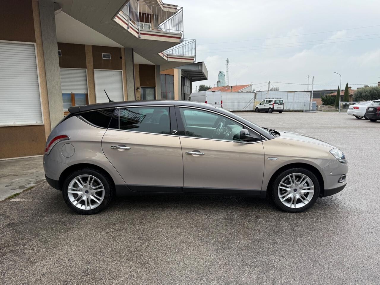 Lancia Delta 2.0 MJT DPF Executive