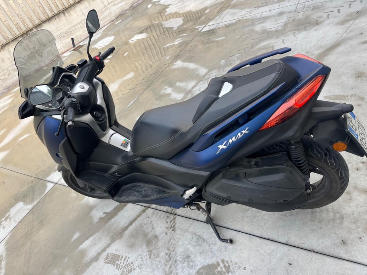 Yamaha xmax 300