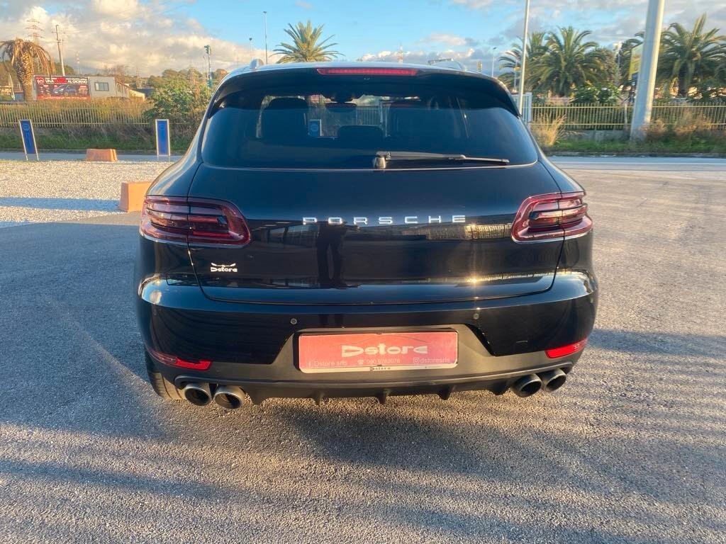 Porsche Macan S 3.0 V6 250 cv automatica total black