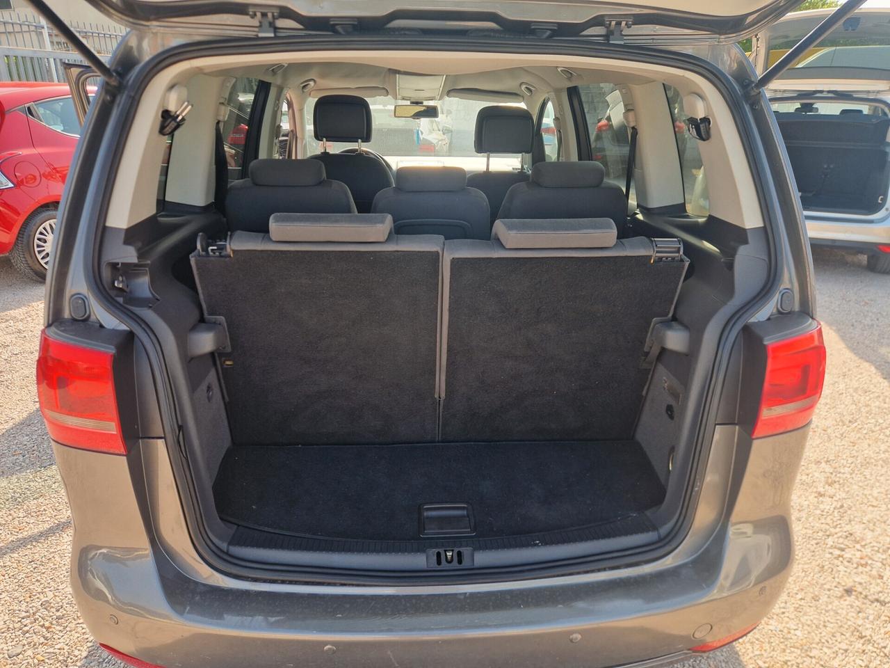 Volkswagen Touran 1.6 TDI DSG Comfortline-2014