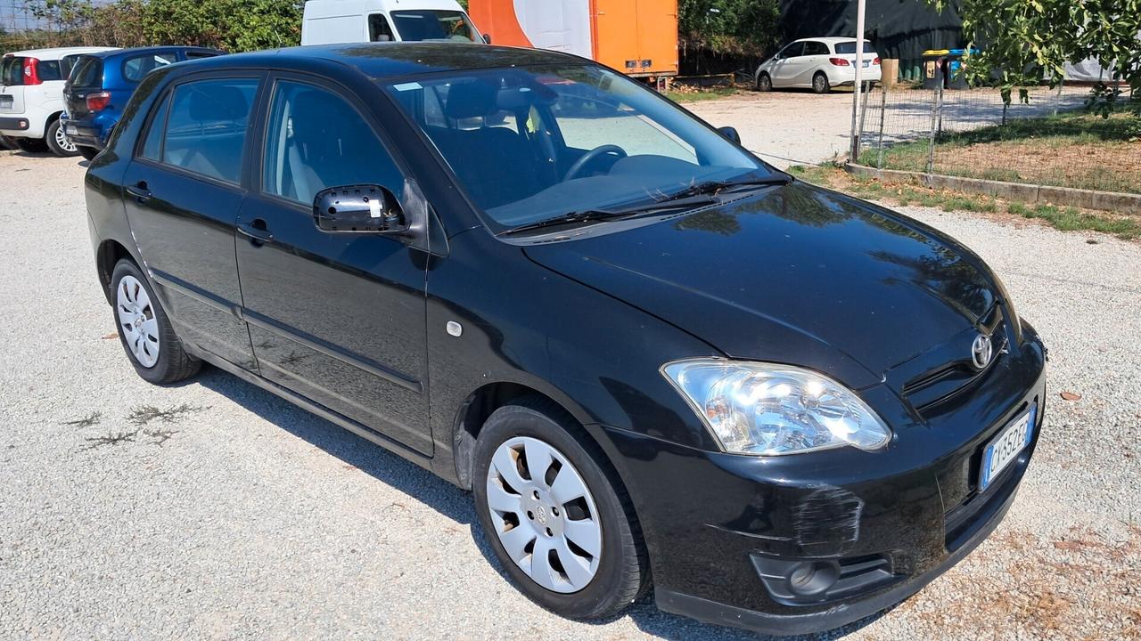 Toyota Corolla 1.4 16V 5 porte Sol XCommercianti