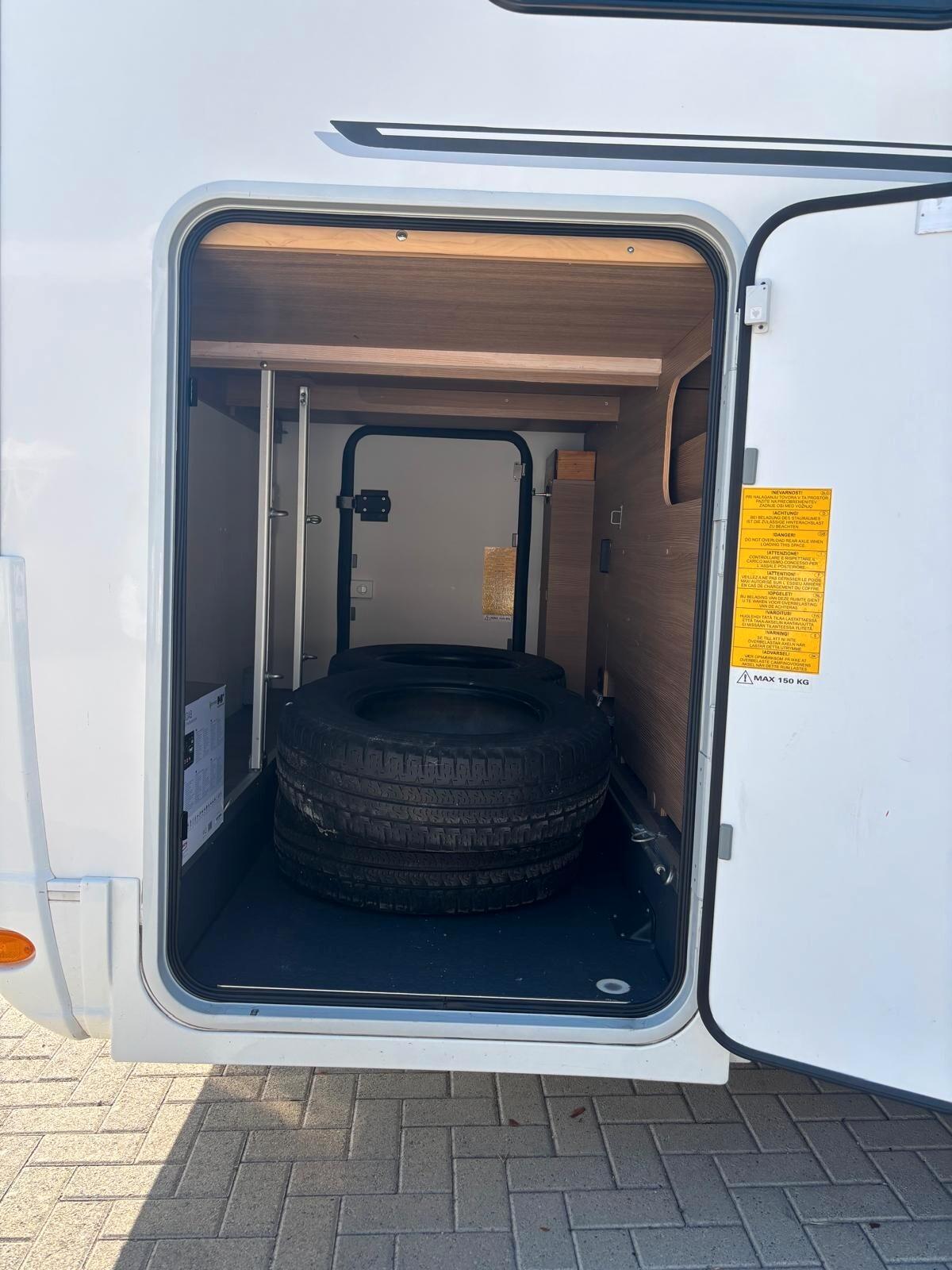 Adria Compact Sl camper