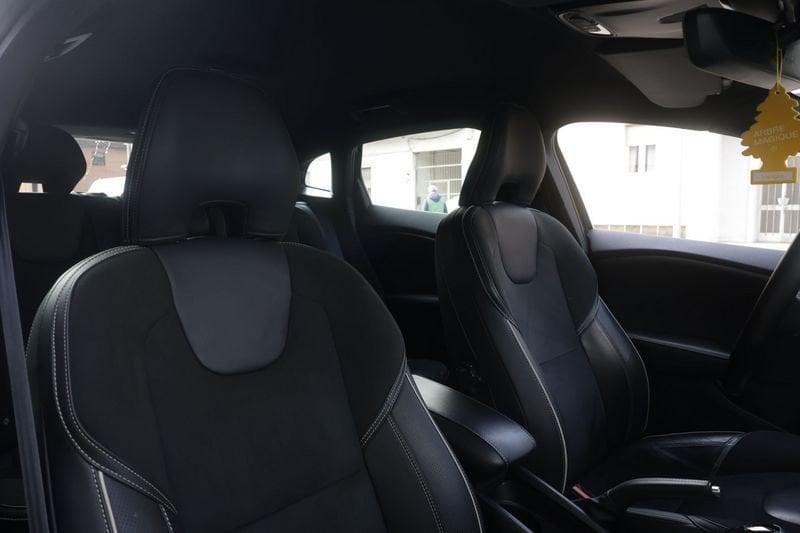 Volvo V40 Volvo V40 D2 Geartronic R-Design Unicoproprietario