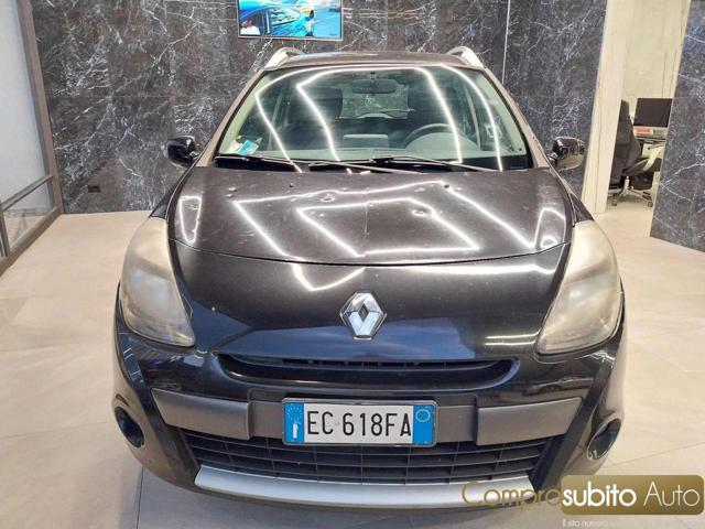 RENAULT Clio 1.2 16V SporTour Confort
