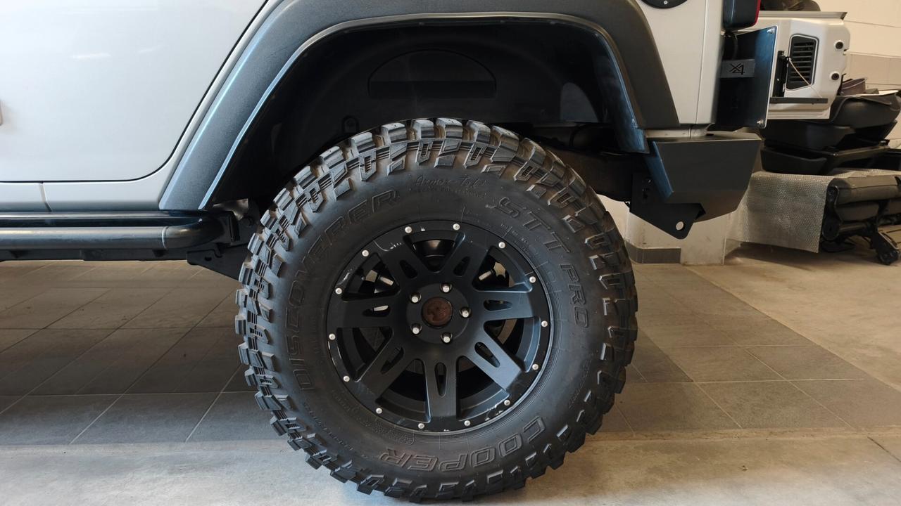 Jeep Wrangler Unlimited 2.8 CRD DPF Rubicon PREPARATA PER FUORISTRADA OMOLOGATA