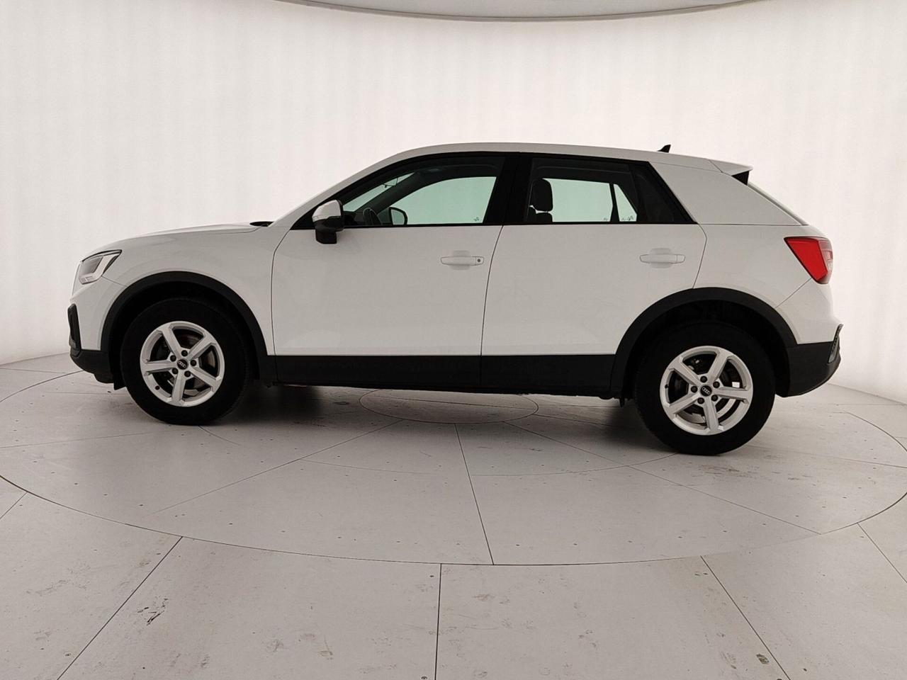 Audi Q2 30 TDI Business
