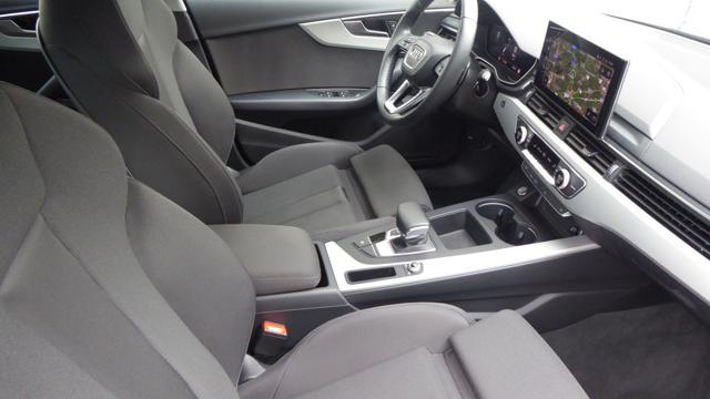 AUDI A4 Avant 40 TDI S tronic Business Advanced