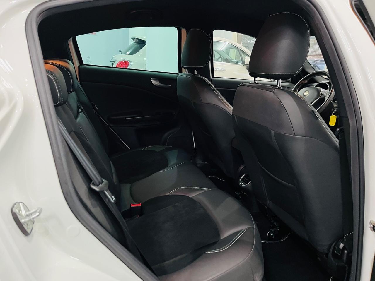 Alfa Romeo Giulietta 2.0 JTDm-2 150 CV QV-Line 2015